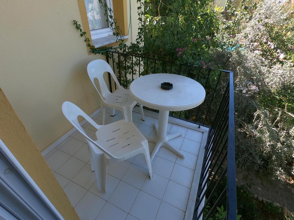 Sarihan Apart Otel 올루데니스 외부 사진