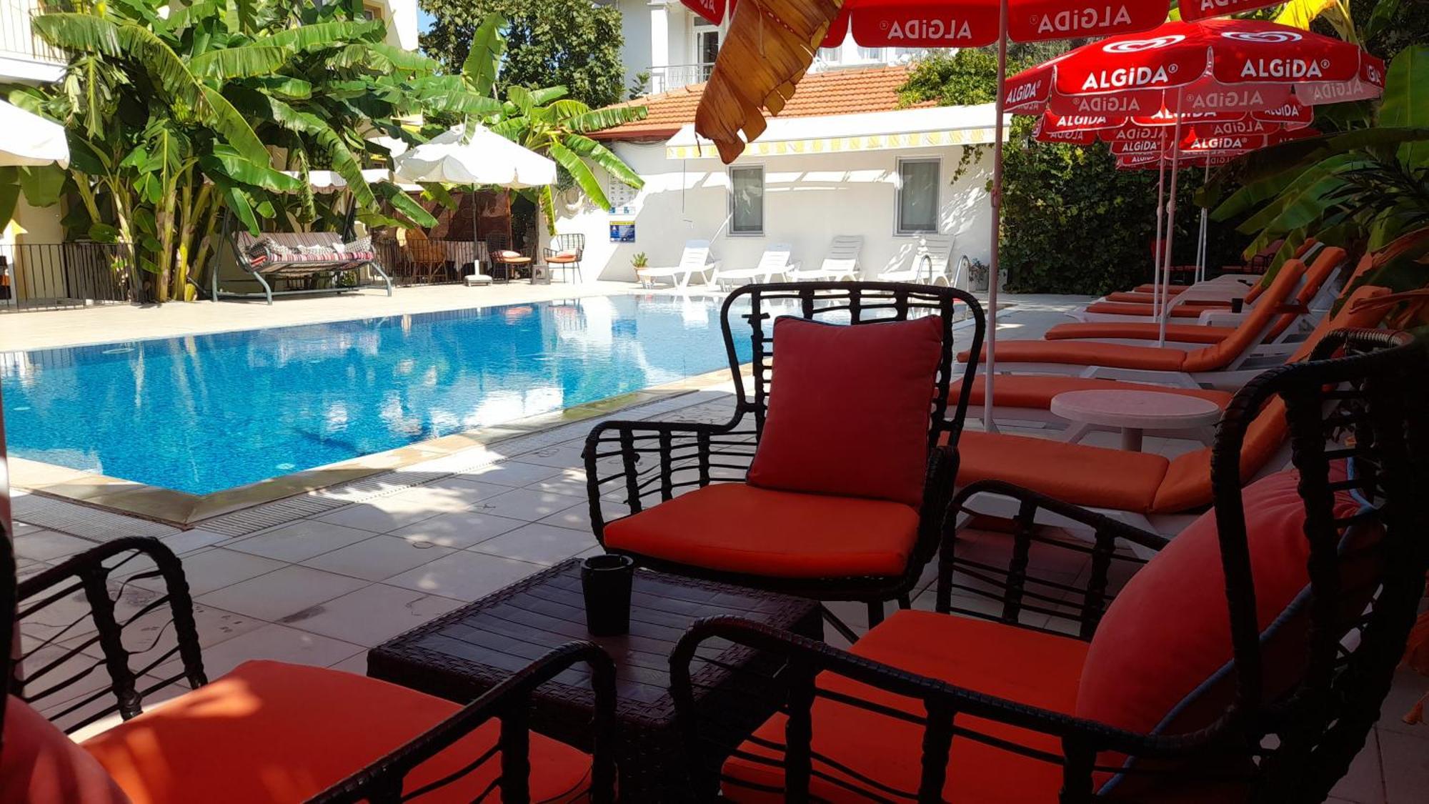 Sarihan Apart Otel 올루데니스 외부 사진