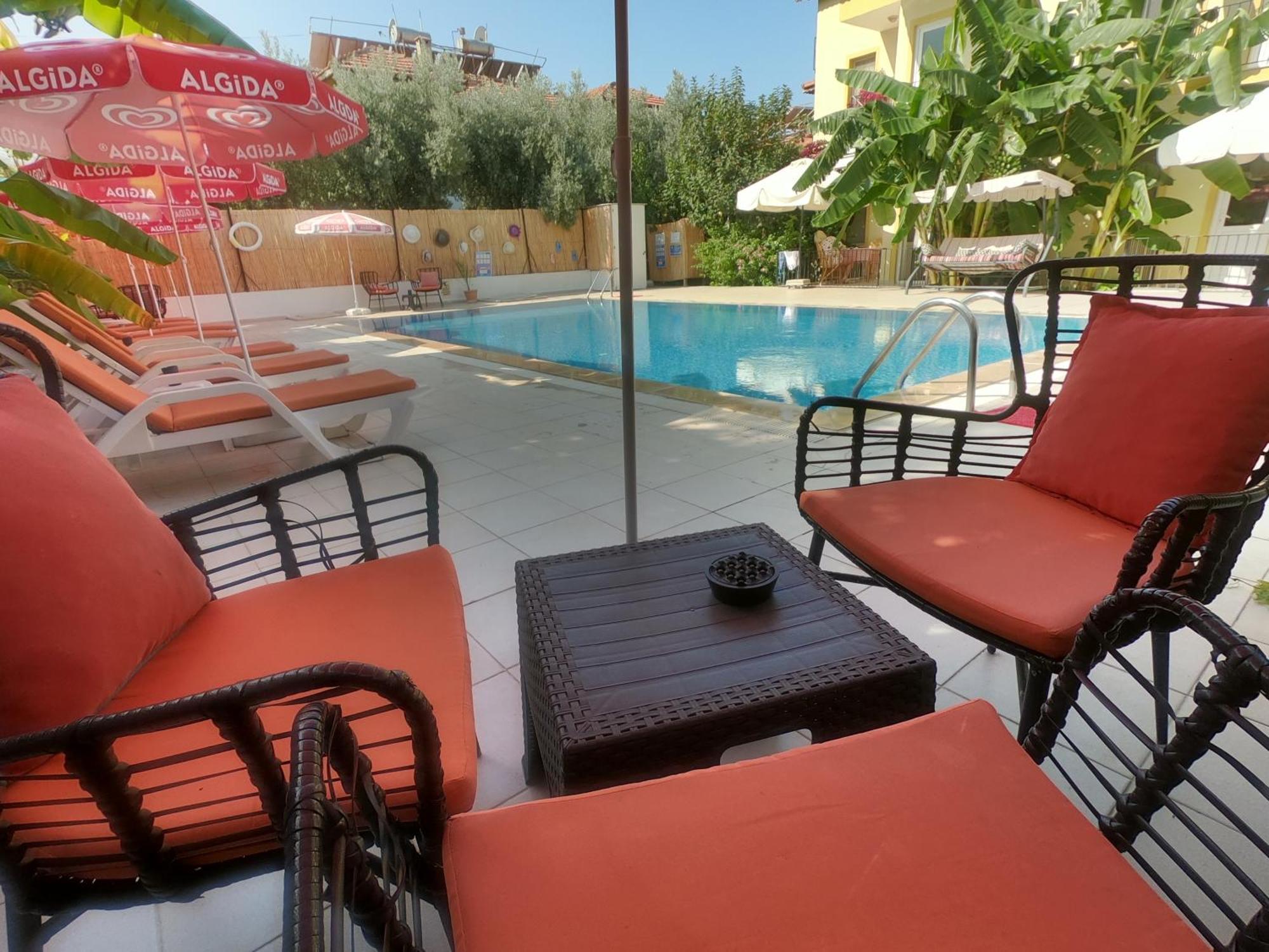 Sarihan Apart Otel 올루데니스 외부 사진