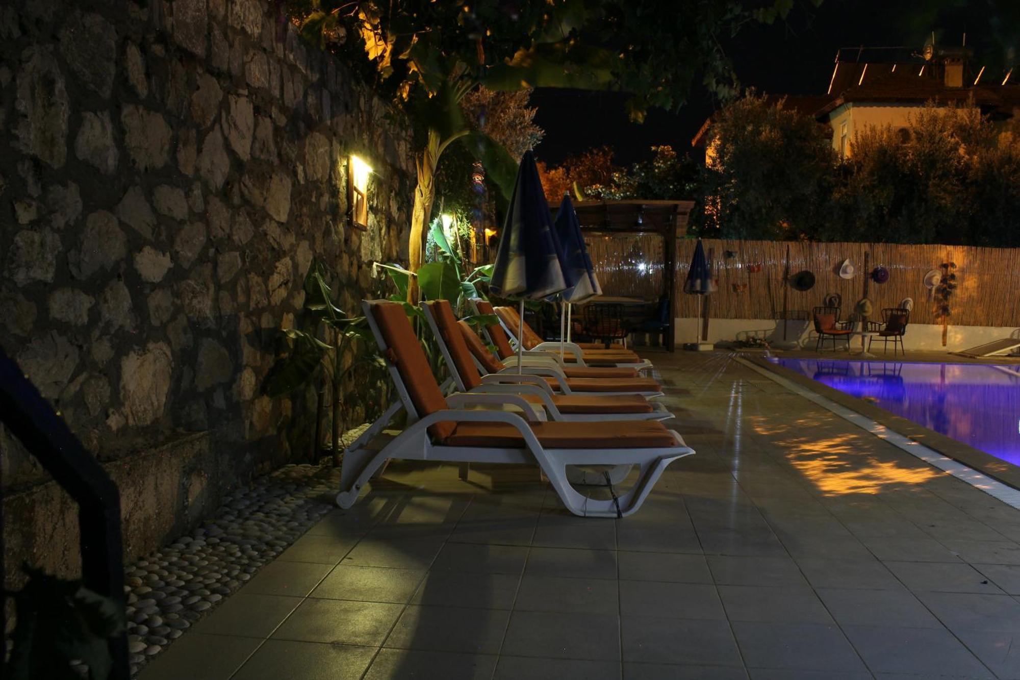 Sarihan Apart Otel 올루데니스 외부 사진