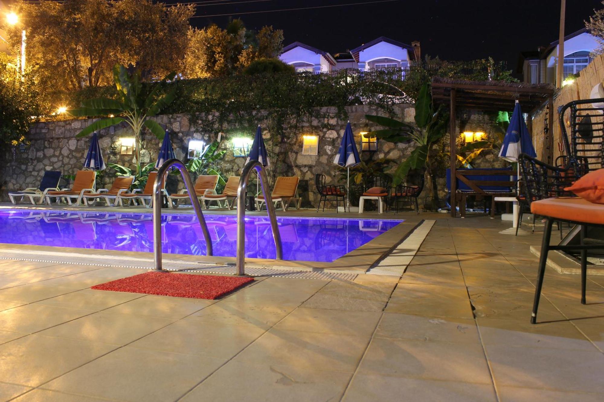 Sarihan Apart Otel 올루데니스 외부 사진